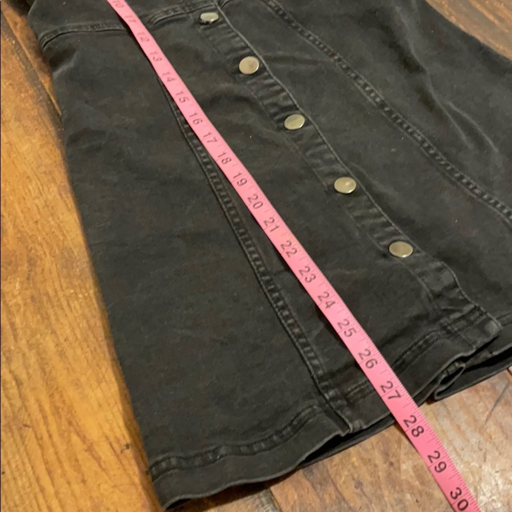 URBAN OUTFITTERS FADED BLACK DENIM MINI DRESS - Picture 9 of 14